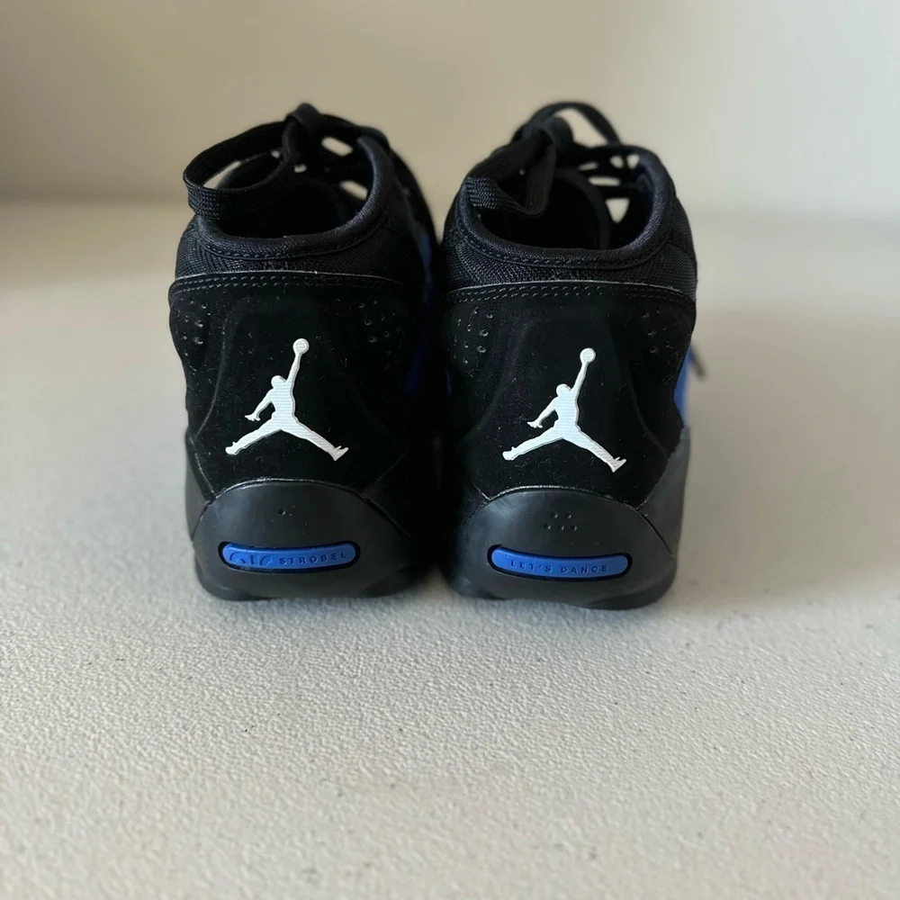 Nike Kid's Jordan Zion 2 (GS) Basketball Shoe, Hyper Royal/Blue